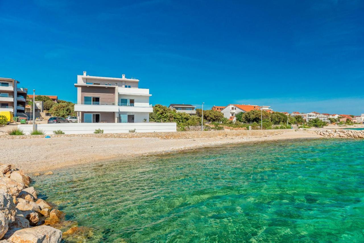 Villa Eni Apartments 2 Mandre Eksteriør billede